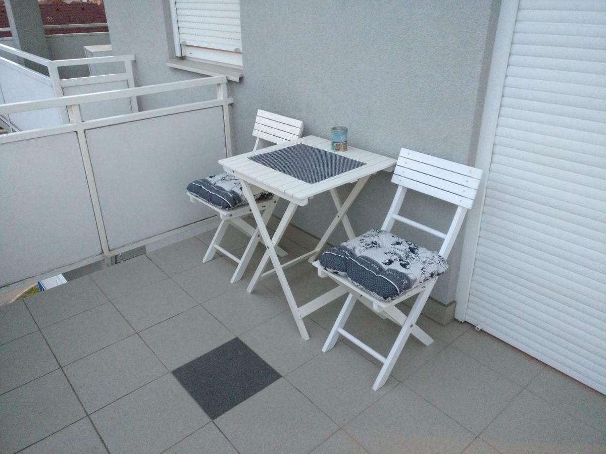 Apartman Luna Near Zagreb Airport Velika Gorica Exterior foto